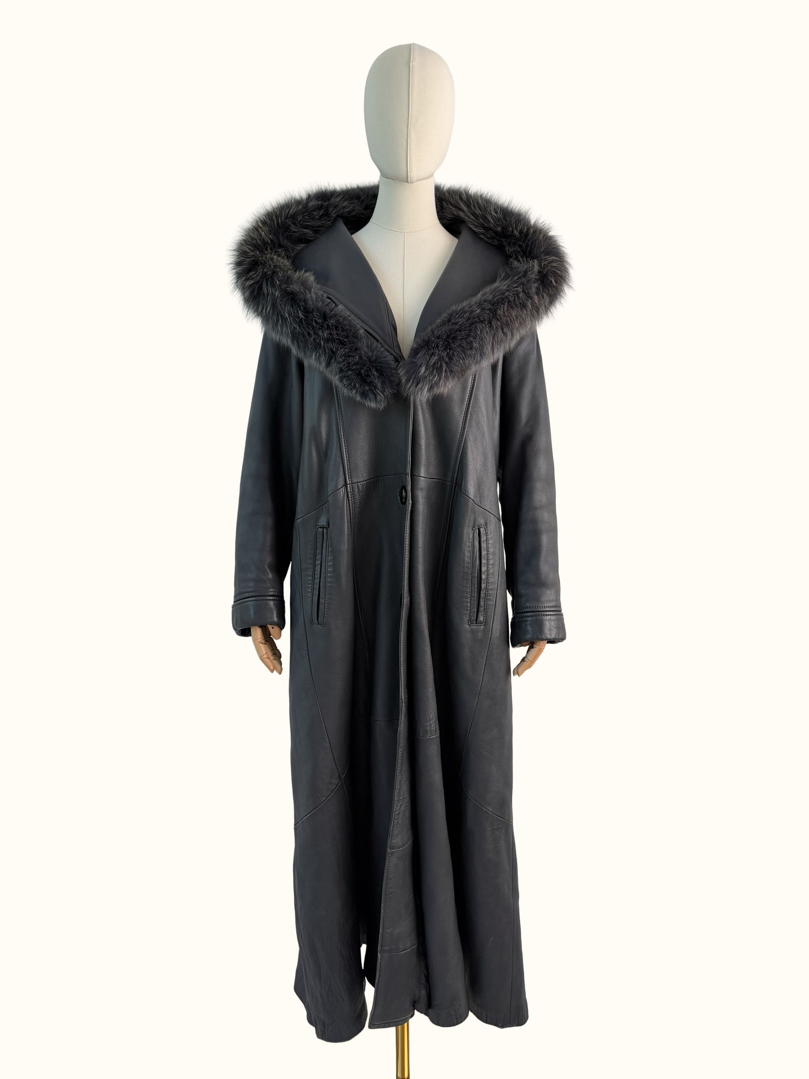 Vintage Vintage Leather Coat Hooded Long Winter Jacket Outerwear B4 Size L / US 10 / IT 46 - 1 Thumbnail