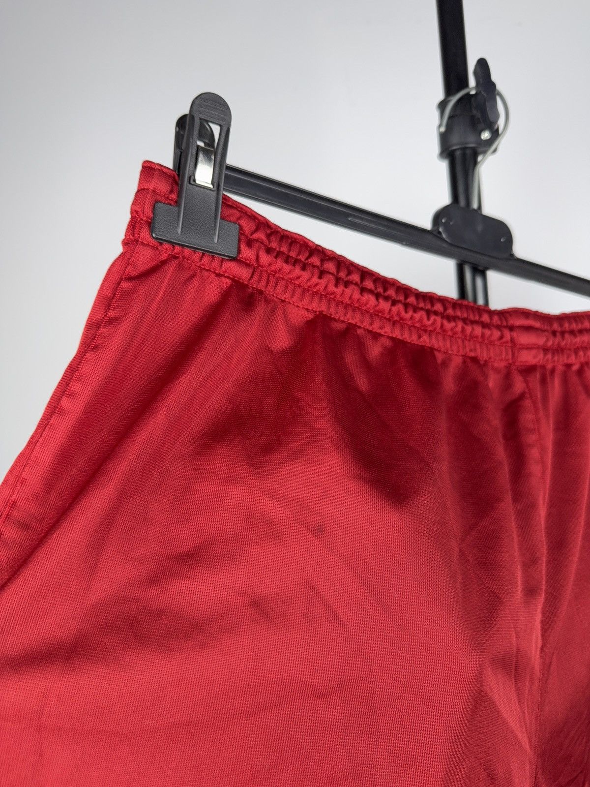 Nike Vintage 80s USA RETRO Nike Red Nylon Training Shorts Y2K Size US 31 - 4 Thumbnail