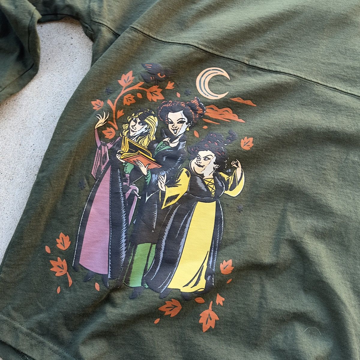 Disney Disney Hocus Pocus Spirit Jersey Size XL Size US XL / EU 56 / 4 - 3 Thumbnail