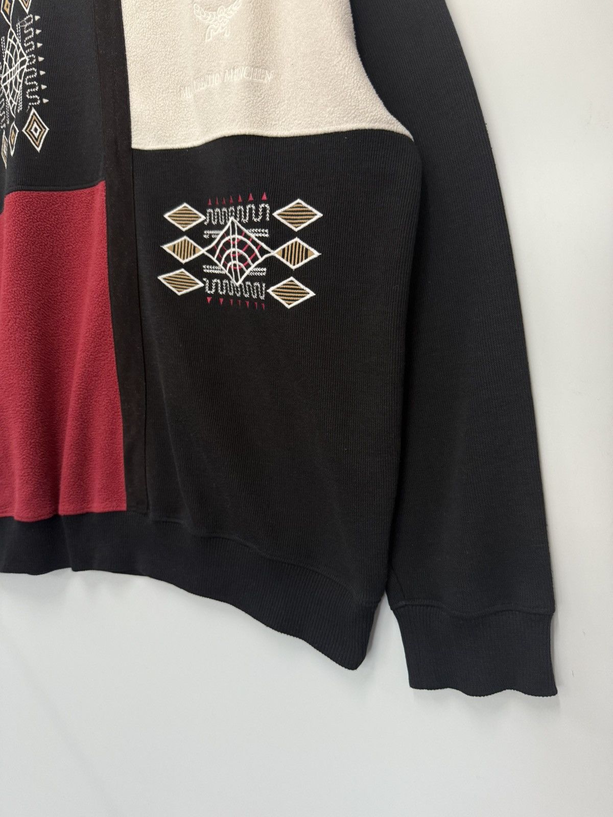 MCM Modern Creation Munchen Abstract Motive Embroided Sweatshirt Size US L / EU 52-54 / 3 - 2 Thumbnail
