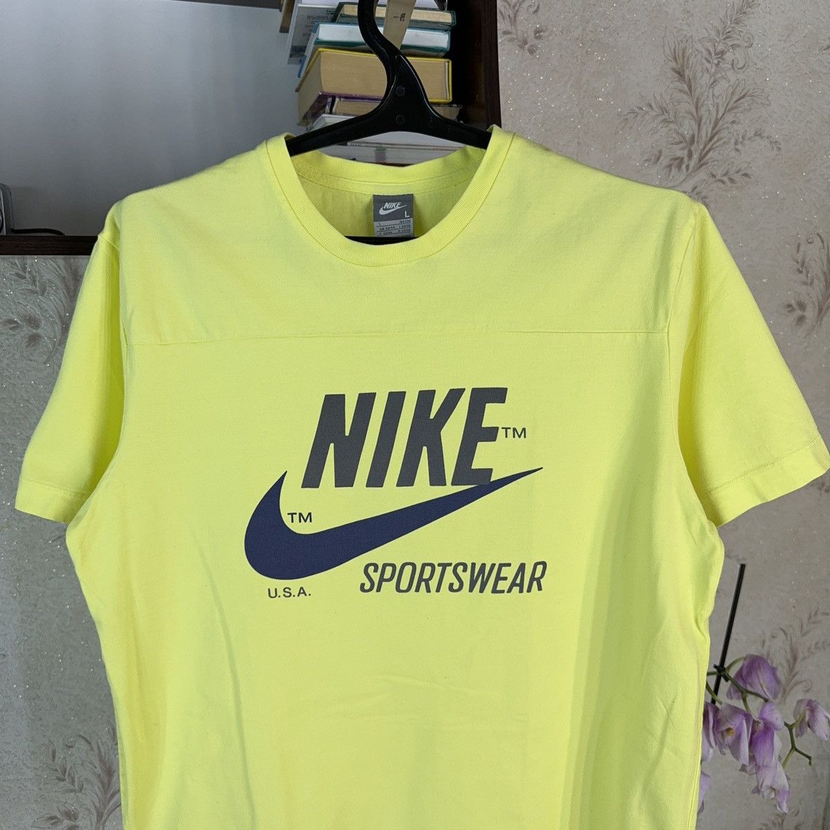 Nike × Vintage Vintage Nike T shirt Sportswear Acid Yellow Streetwear Sz L Size US L / EU 52-54 / 3 - 11 Thumbnail