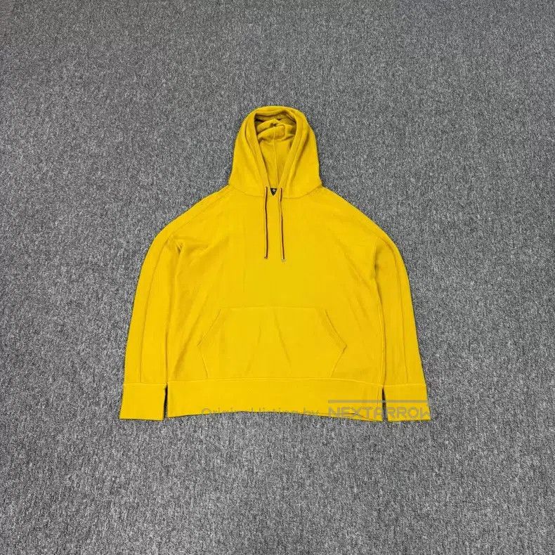 Loro Piana Loro Piana Baby Cashmere Hooded Sweatshirt, 99 New Size M / US 6-8 / IT 42-44 - 1 Thumbnail