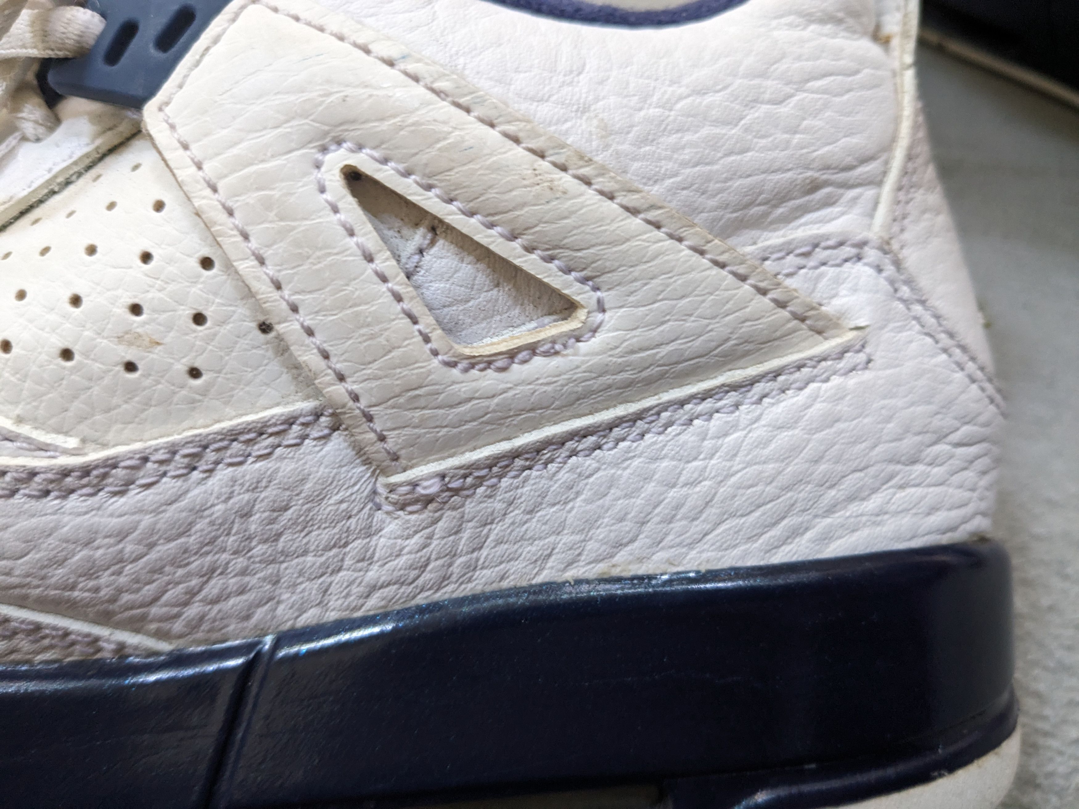 Jordan Brand Nike Air Jordan 4 Retro Columbia Legend Blue 6.5 408452-107 Size US 6.5 / EU 39-40 - 13 Thumbnail