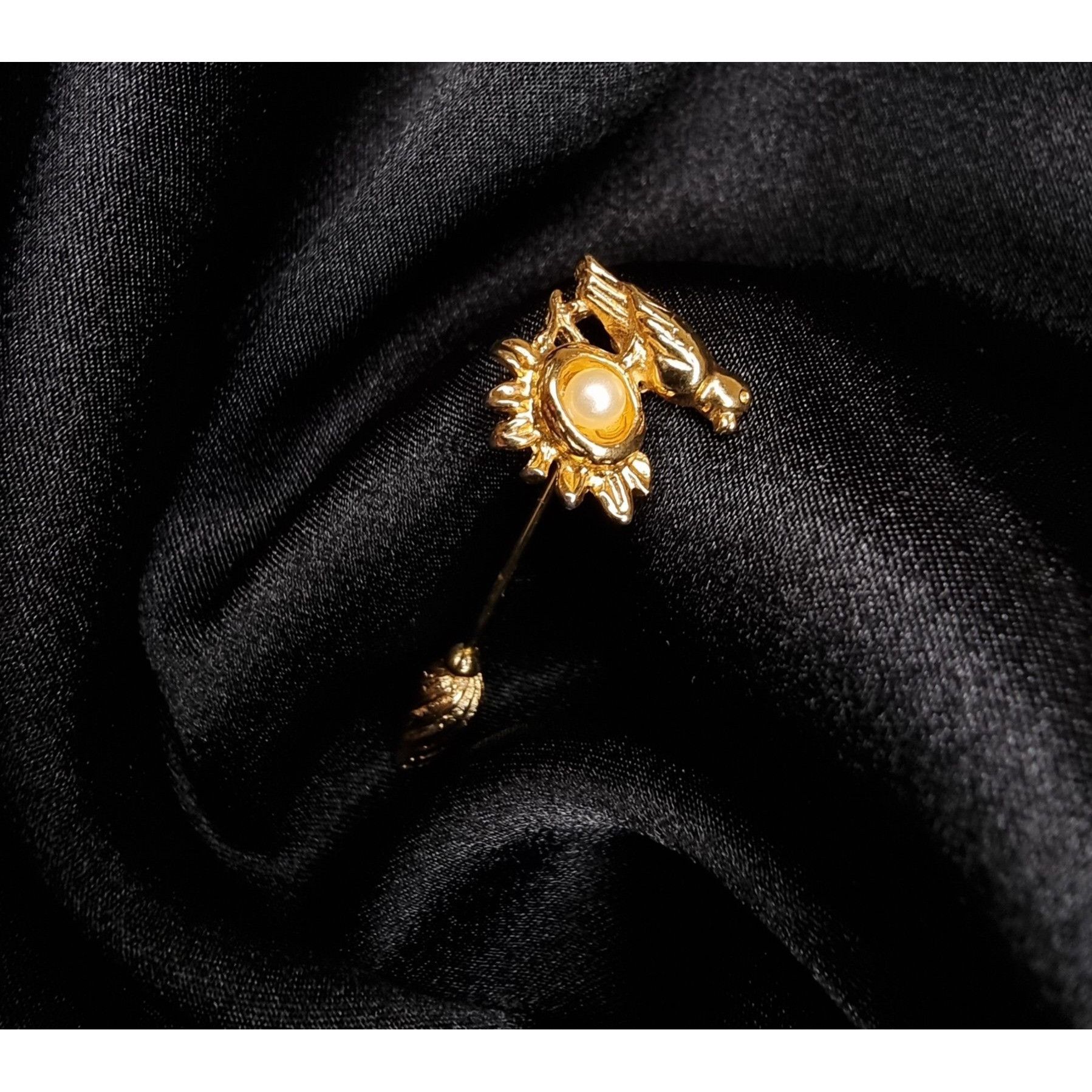 Vintage Vintage Gold-Tone Stick Pin With Bird & Faux Pearl Sunflower Size ONE SIZE - 2 Thumbnail