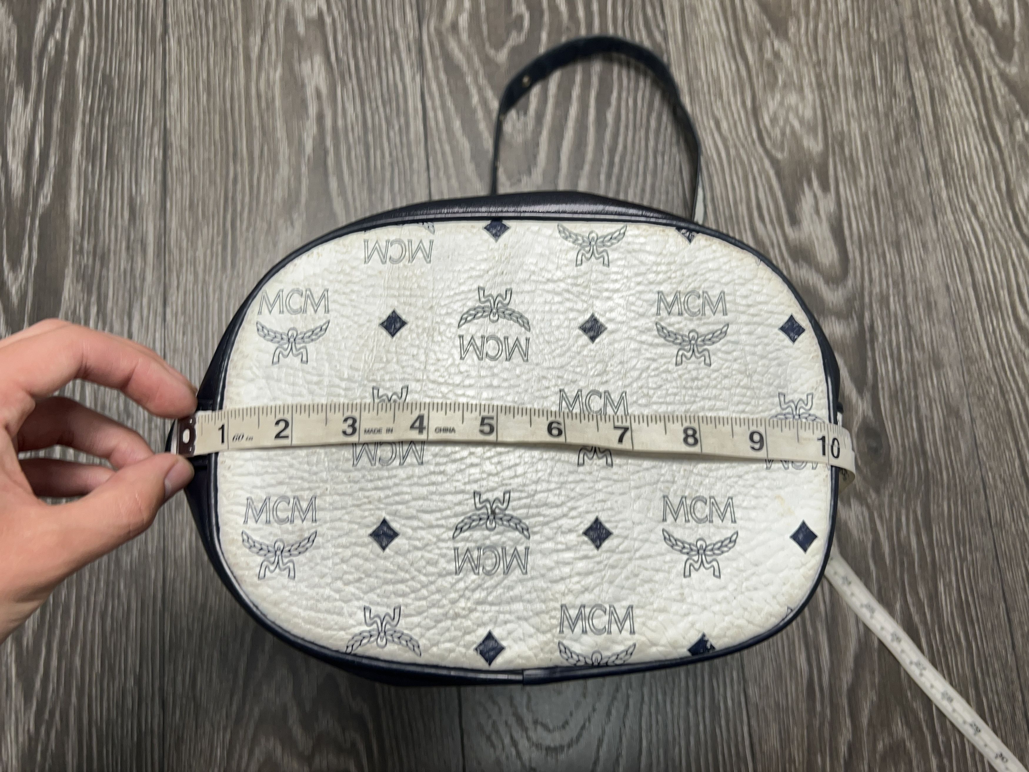 MCM Vintage Authentic Visetos Drawstring Shoulder Bag Leather Size ONE SIZE - 21 Thumbnail
