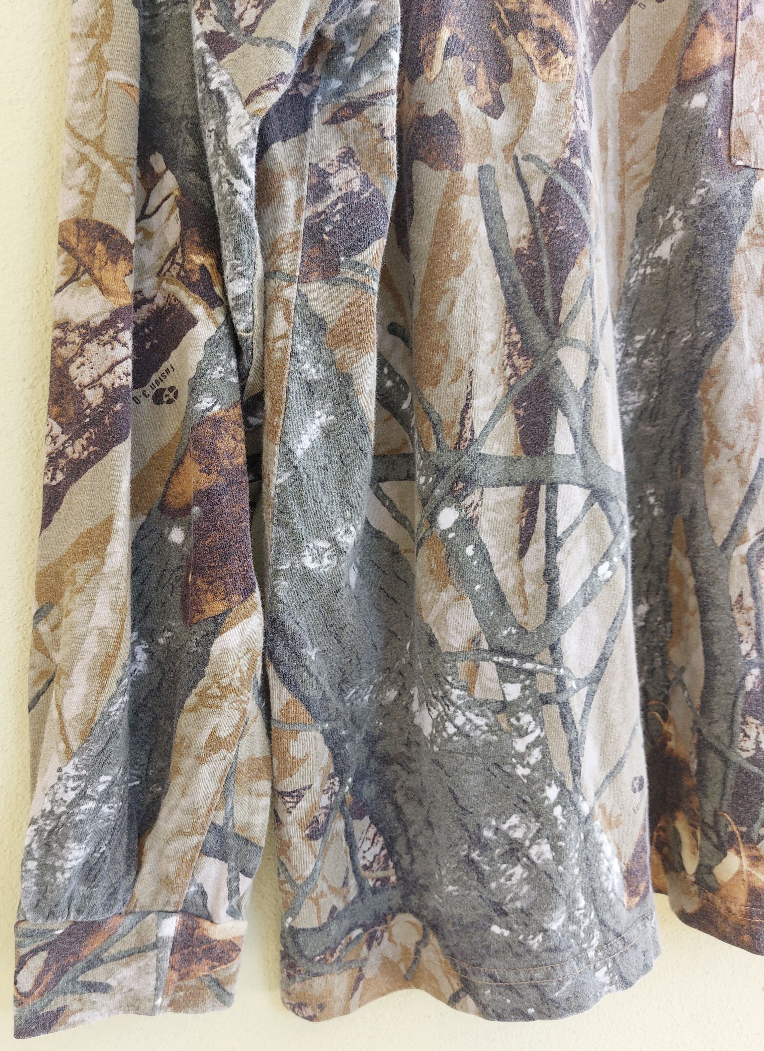 Other OUTFITTERS RIDGE camo long sleeve pocket tee Size US M / EU 48-50 / 2 - 4 Thumbnail