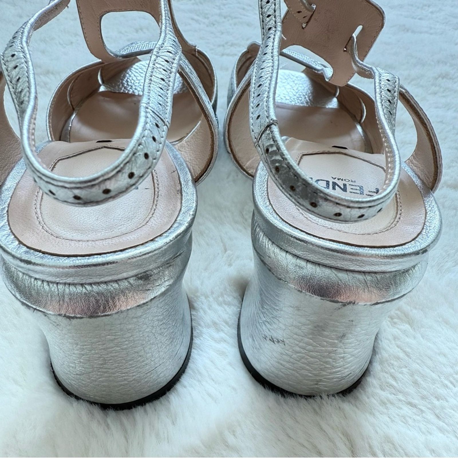 Fendi Fendi women metallic sandals size 39 EU or 9 US Authentic Size US 9 / IT 39 - 7 Thumbnail