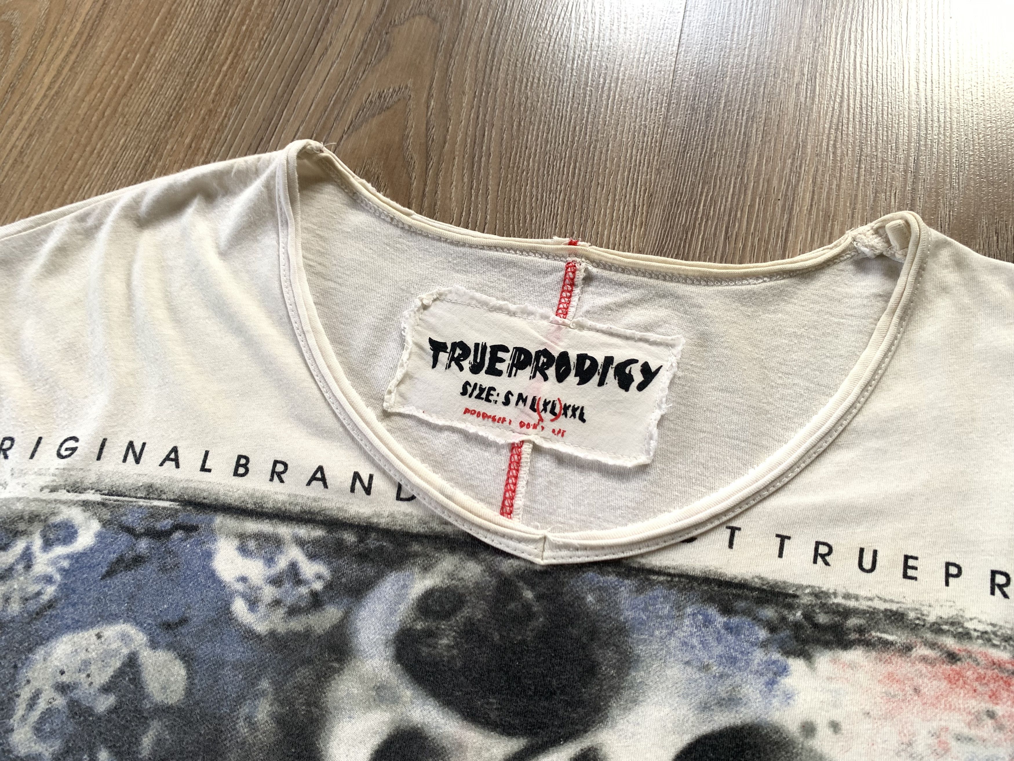 Band Tees Vintage True Prodigy Skull Printed T-Shirt Size US XL / EU 56 / 4 - 6 Thumbnail