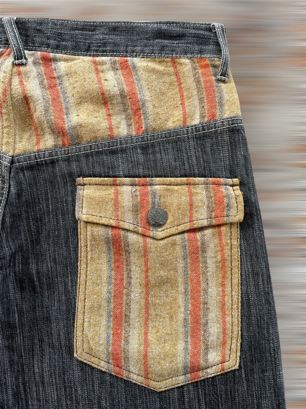 Fashion Victim × Vintage WILD KHAKIS PATCHWORK POCKET JEANS Size US 33 - 7 Thumbnail