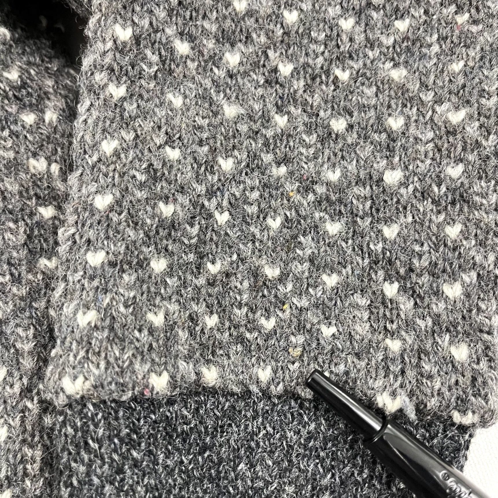 Vintage VTG L.L. Bean Cardigan Sweater Womens Small Gray Wool Birds Eye Metal Clasp Norway Ladies Size S / US 4 / IT 40 - 7 Thumbnail