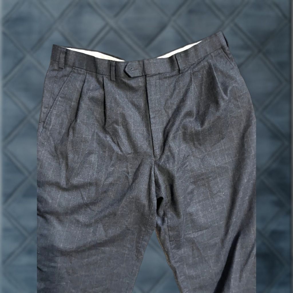 Ralph Lauren RALPH LAUREN Wool Stretch Pleated Dress Pants 36x32 Gray Plaid Dress Pants Mens XS? Size US 36 / EU 52 - 1 Thumbnail