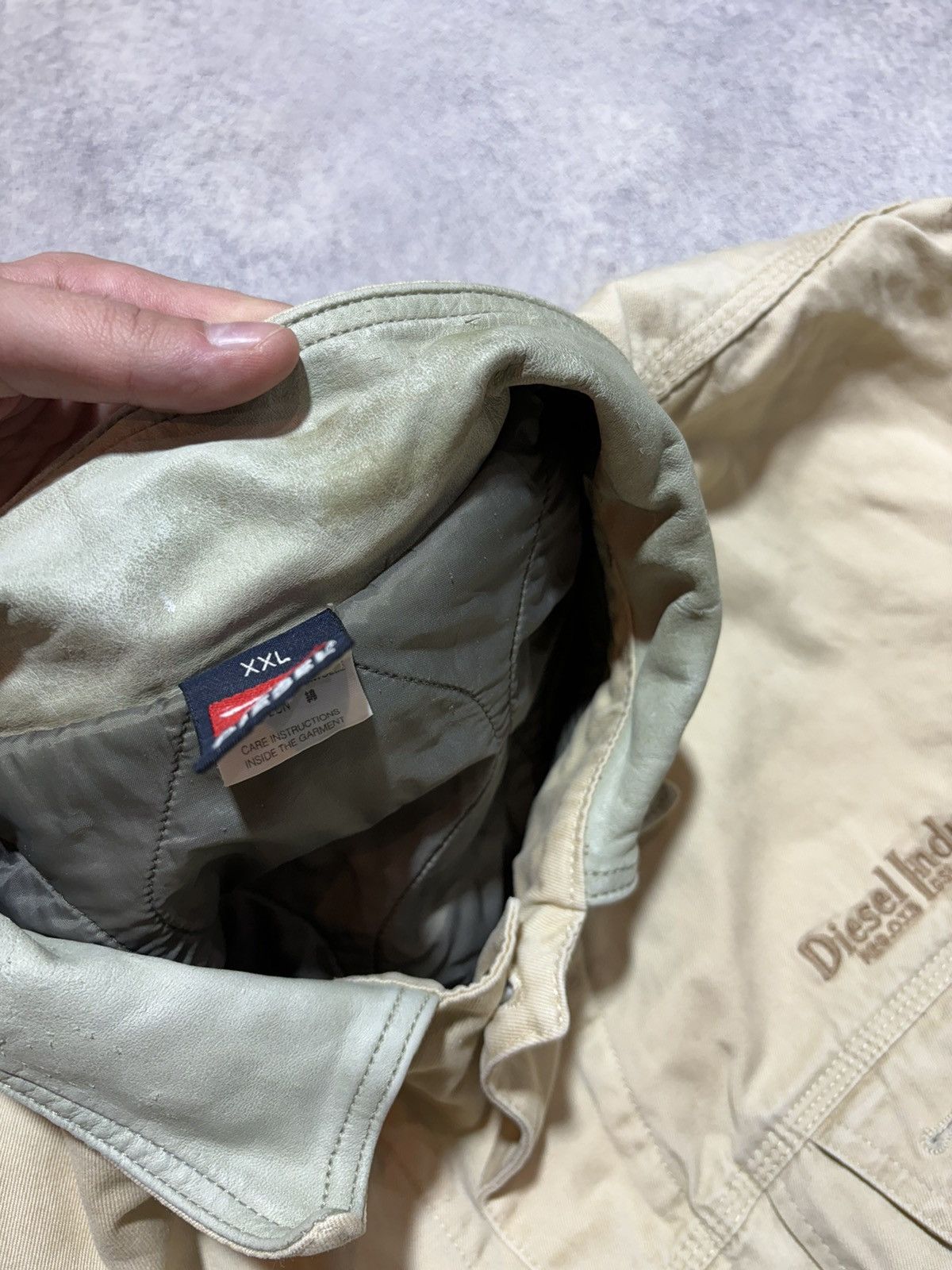 Diesel × Vintage Diesel Vintage 90s Faded Bomber Jacket Men’s Size XL Size US XXL / EU 58 / 5 - 9 Thumbnail