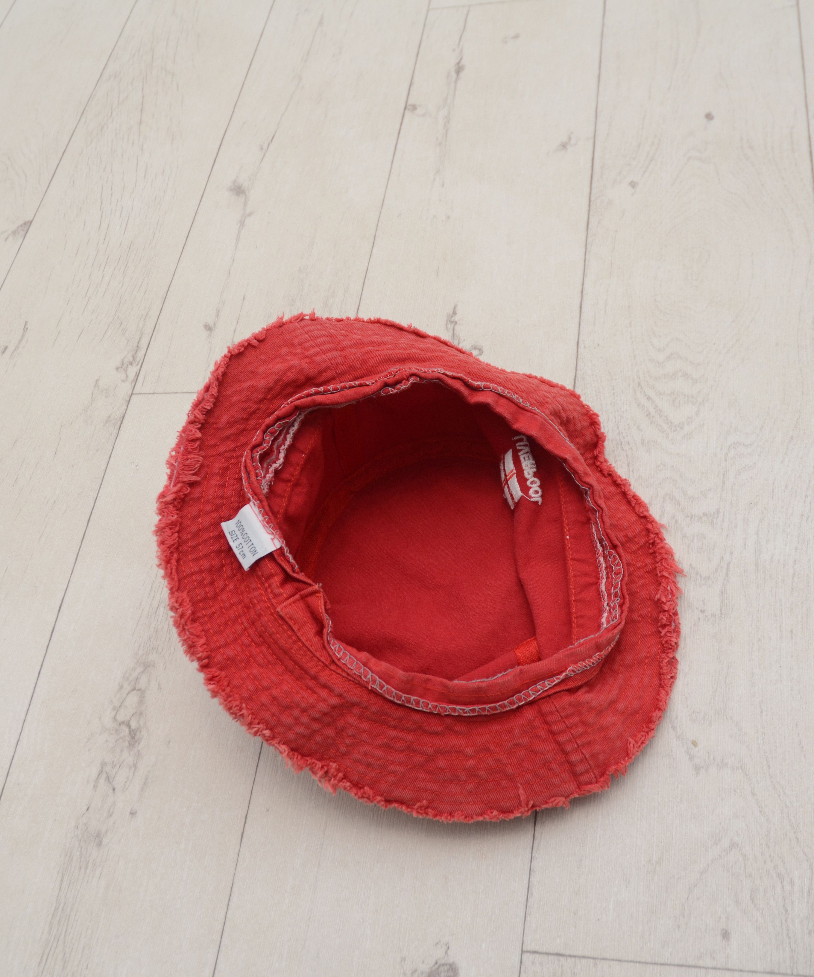 Vintage Bucket made of Liverpool jersey Vintage Y2K Socer Hat Cap Size ONE SIZE - 7 Thumbnail