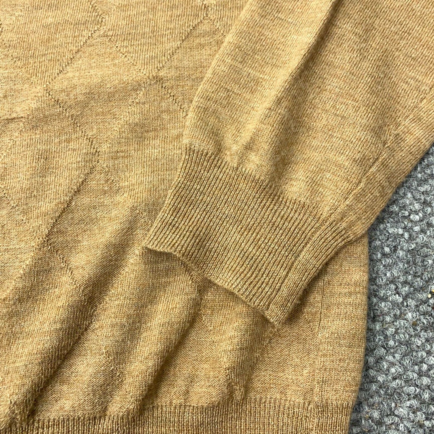 Alfani Alfani Merino Wool Sweater Mens Large Brown Lightweight V-Neck Business Casual Size US L / EU 52-54 / 3 - 3 Thumbnail