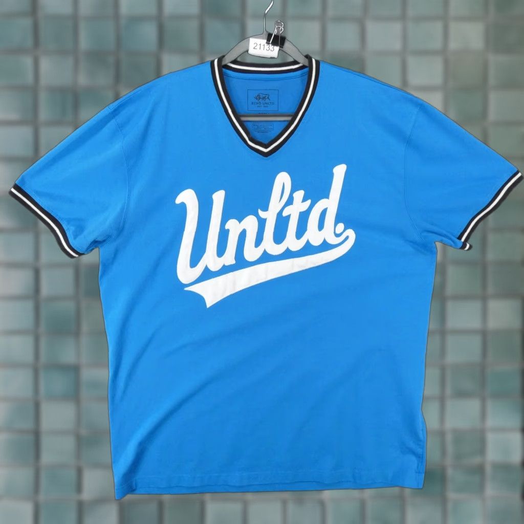 Ecko Unltd. Ecko Unltd Jersey Mens 3XL Short Sleeve Blue White V-Neck Y2K Size US XXL / EU 58 / 5 - 1 Thumbnail