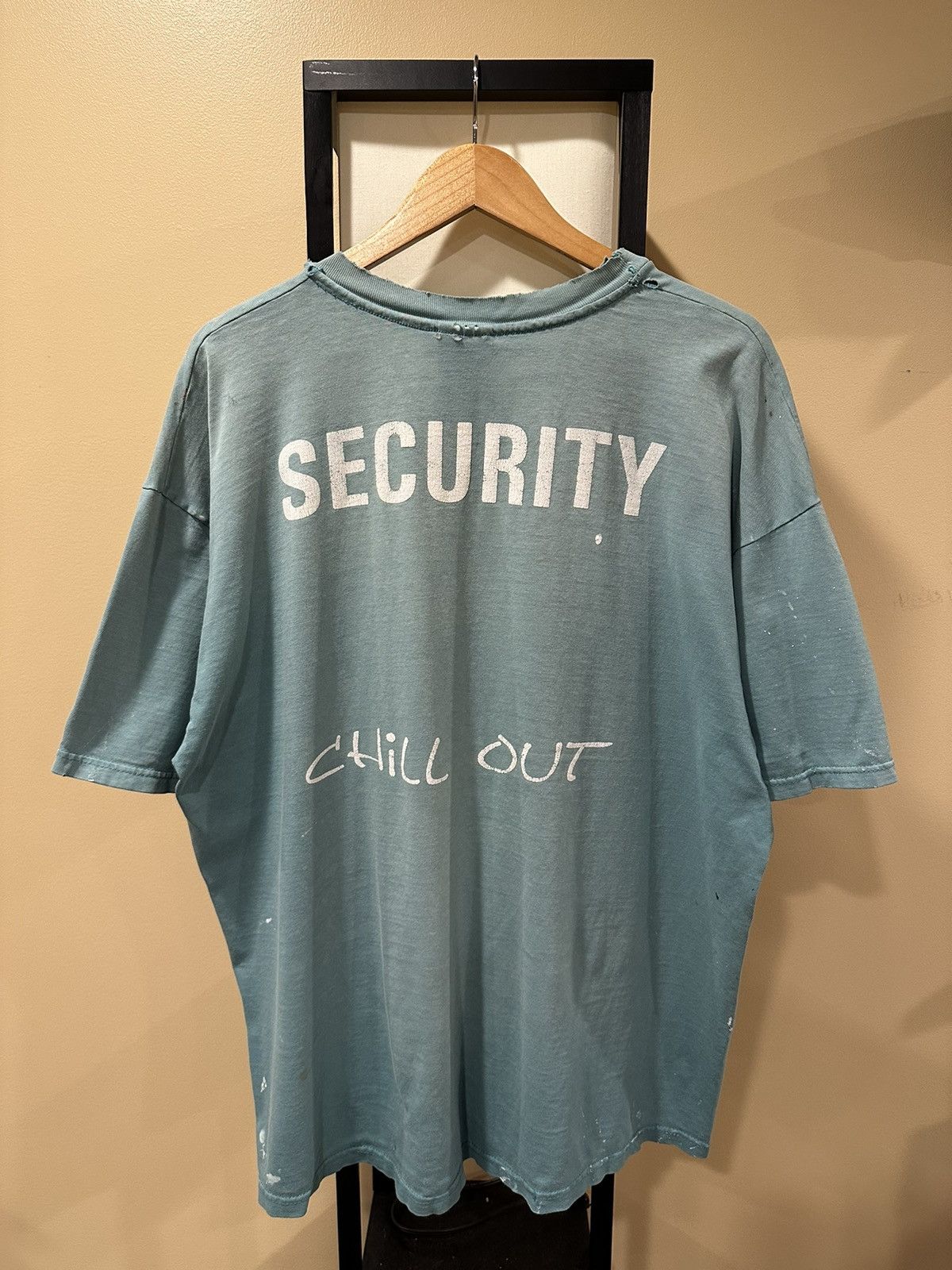 StraightFaded Vintage Hanes Security Chill Out Green Sun Faded Painted Tee Size US XXL / EU 58 / 5 - 1 Thumbnail