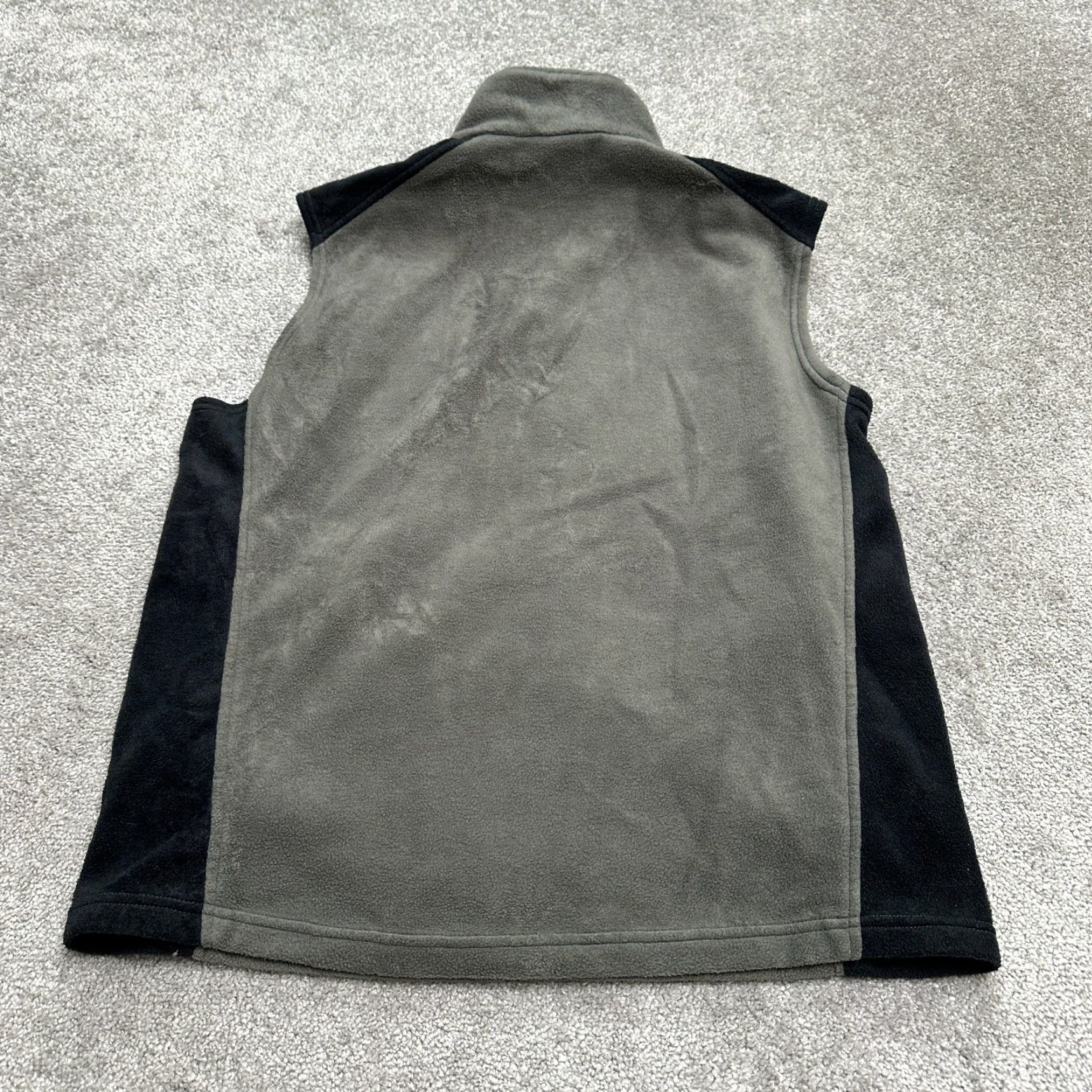 Vintage Columbia Steens Mountain Vest Mens Large Gray Full Zip Outdoor Hiking Pockets Size US L / EU 52-54 / 3 - 2 Thumbnail