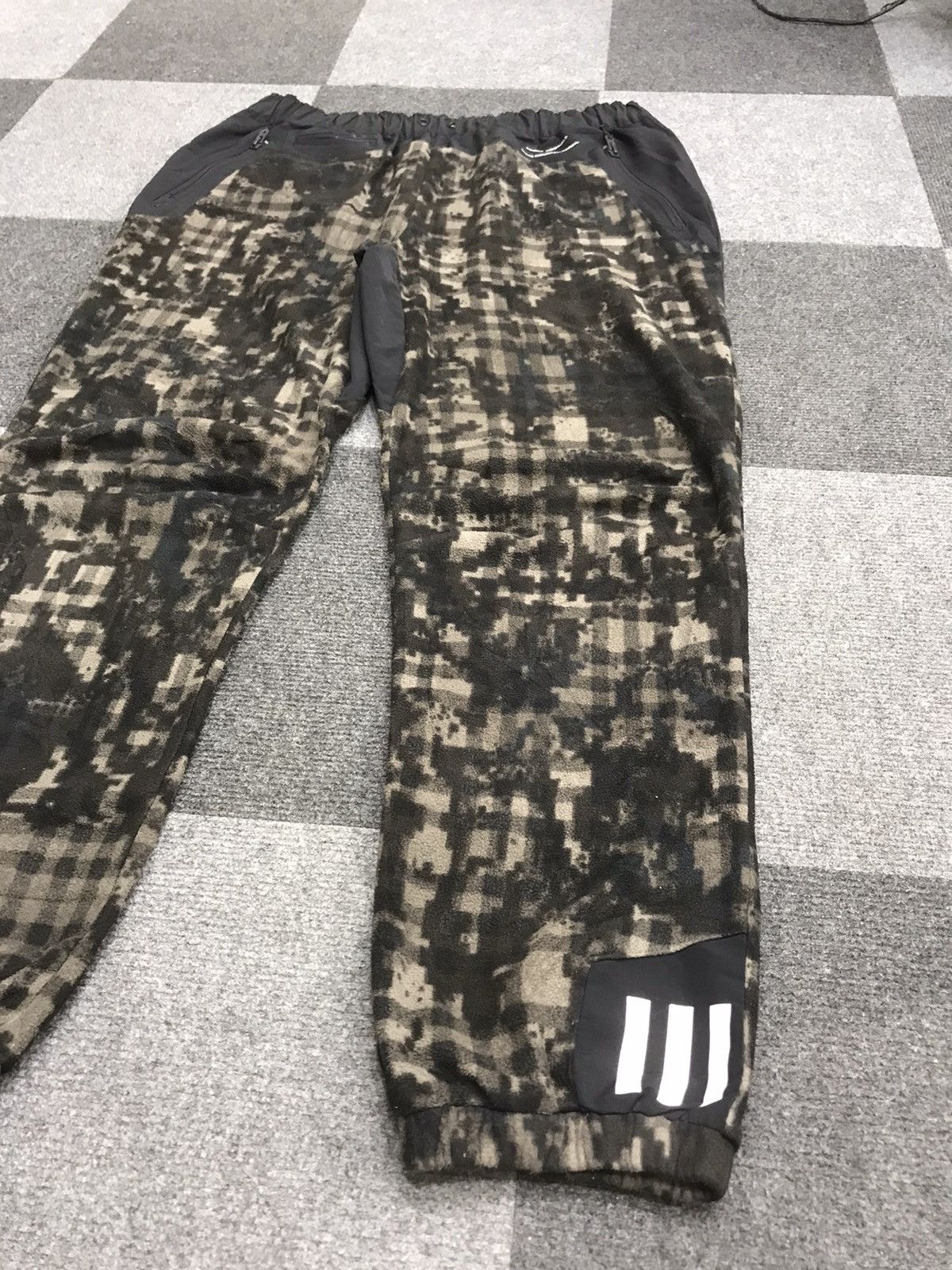 Adidas × White Mountaineering White Mountaineering X adidas Hybrid Track Pant Size US 32 / EU 48 - 10 Thumbnail