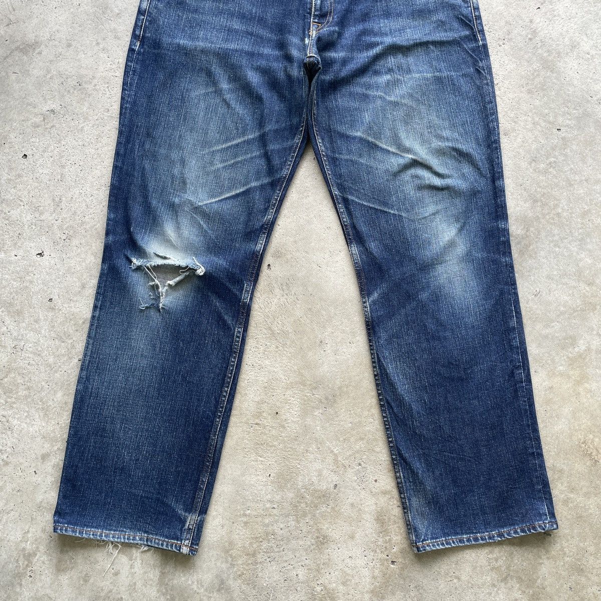 Eddie Bauer W34💥 Eddie Bauer Distressed Faded Jeans Pants Denim Size US 34 / EU 50 - 4 Thumbnail
