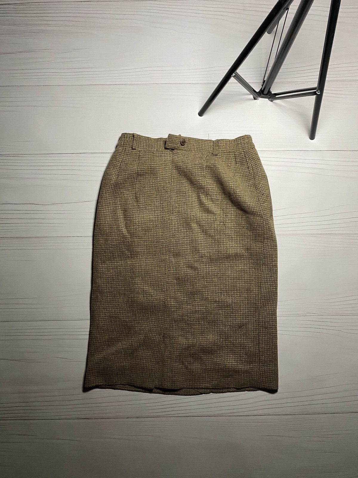 Burberry × Vintage Vintage Burberry’s of London viscose y2k mid skirt Size 28" / US 6 / IT 42 - 1 Thumbnail