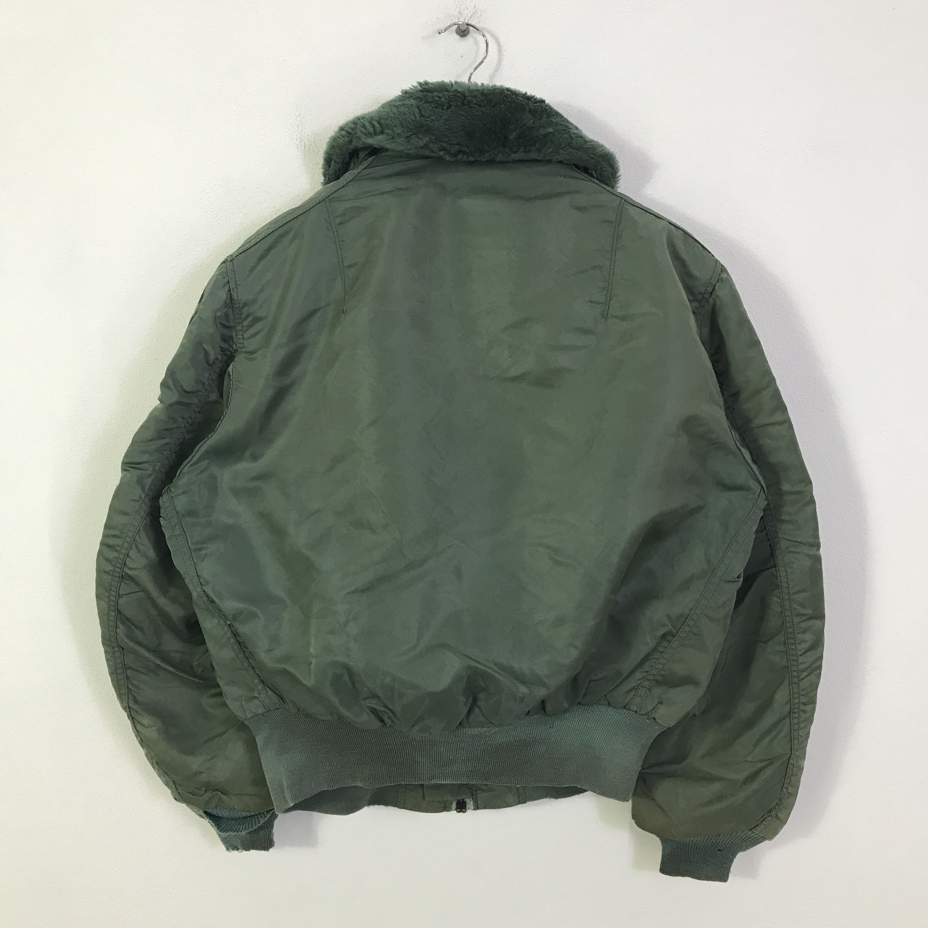 Alpha Industries vinatge alpha industries bombers faded jacket K116B20 Size US M / EU 48-50 / 2 - 3 Thumbnail