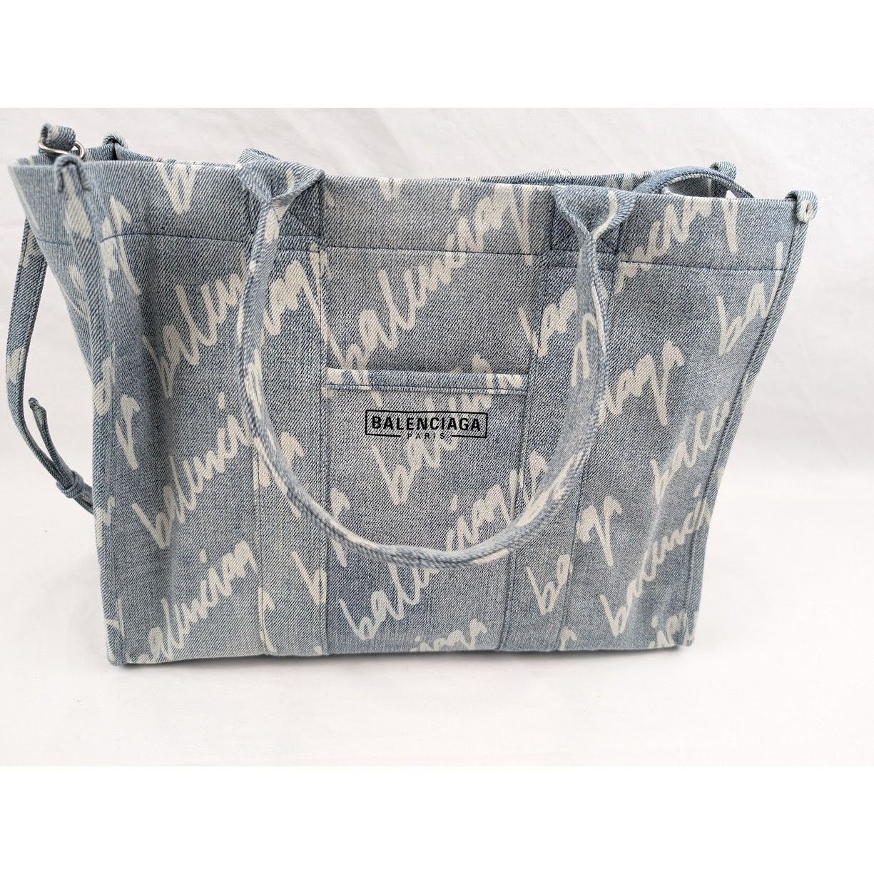Balenciaga o1rshd1 Size: OS / Scribble Printed Denim Hardware Tote Bag Size ONE SIZE - 10 Thumbnail