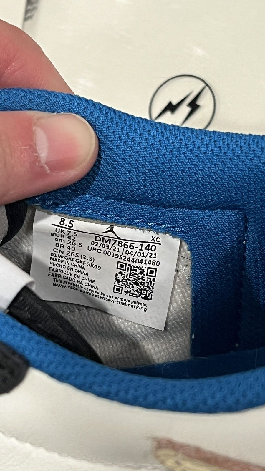 Nike × Travis Scott Fragment Design X Travis Scottx Air Jordan 1 Retro Low Size US 8.5 / EU 41-42 - 10 Thumbnail
