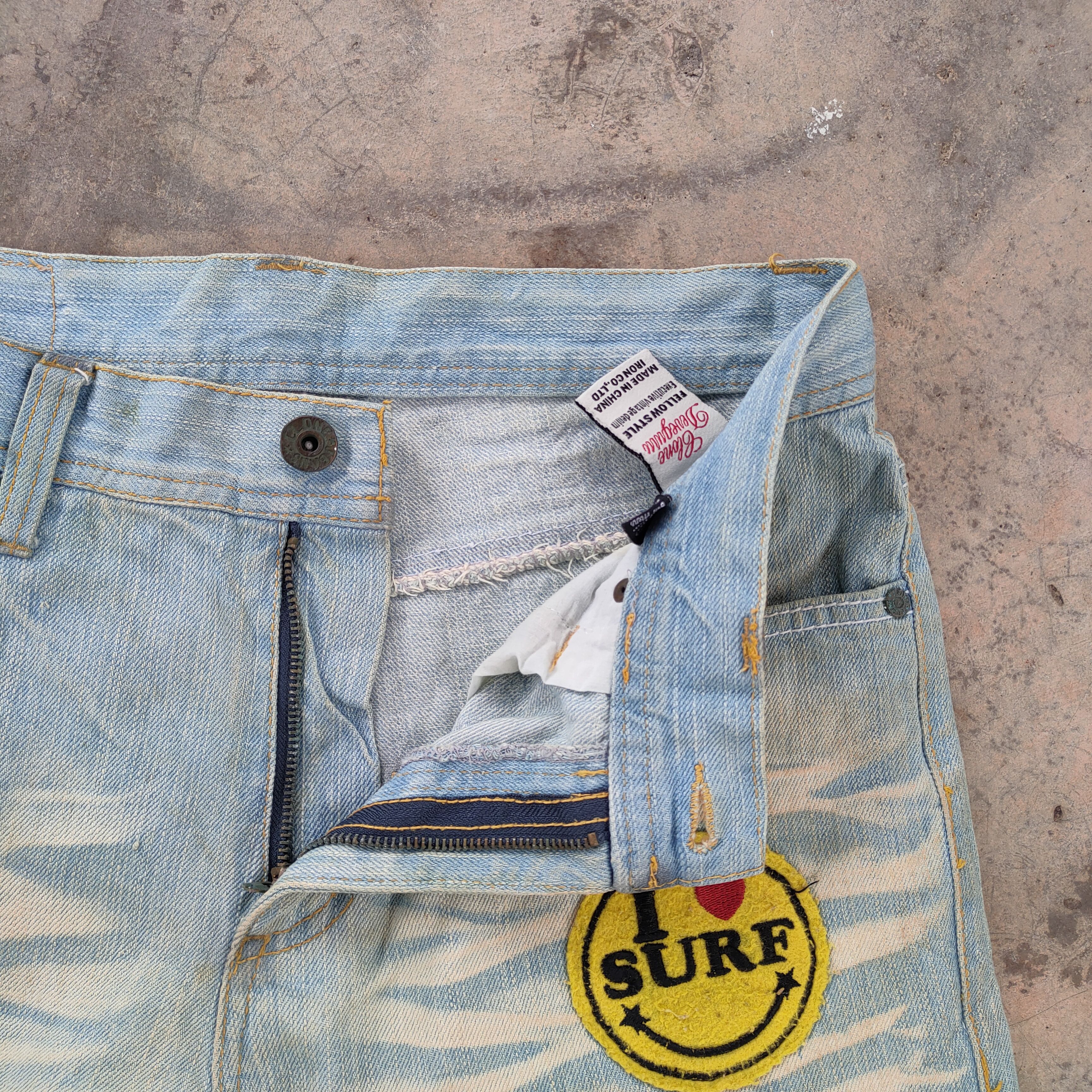Japanese Brand VINTAGE CLONE DEVGRU PATCH RIPPED FADED JEANS PANTS Size US 33 - 9 Thumbnail