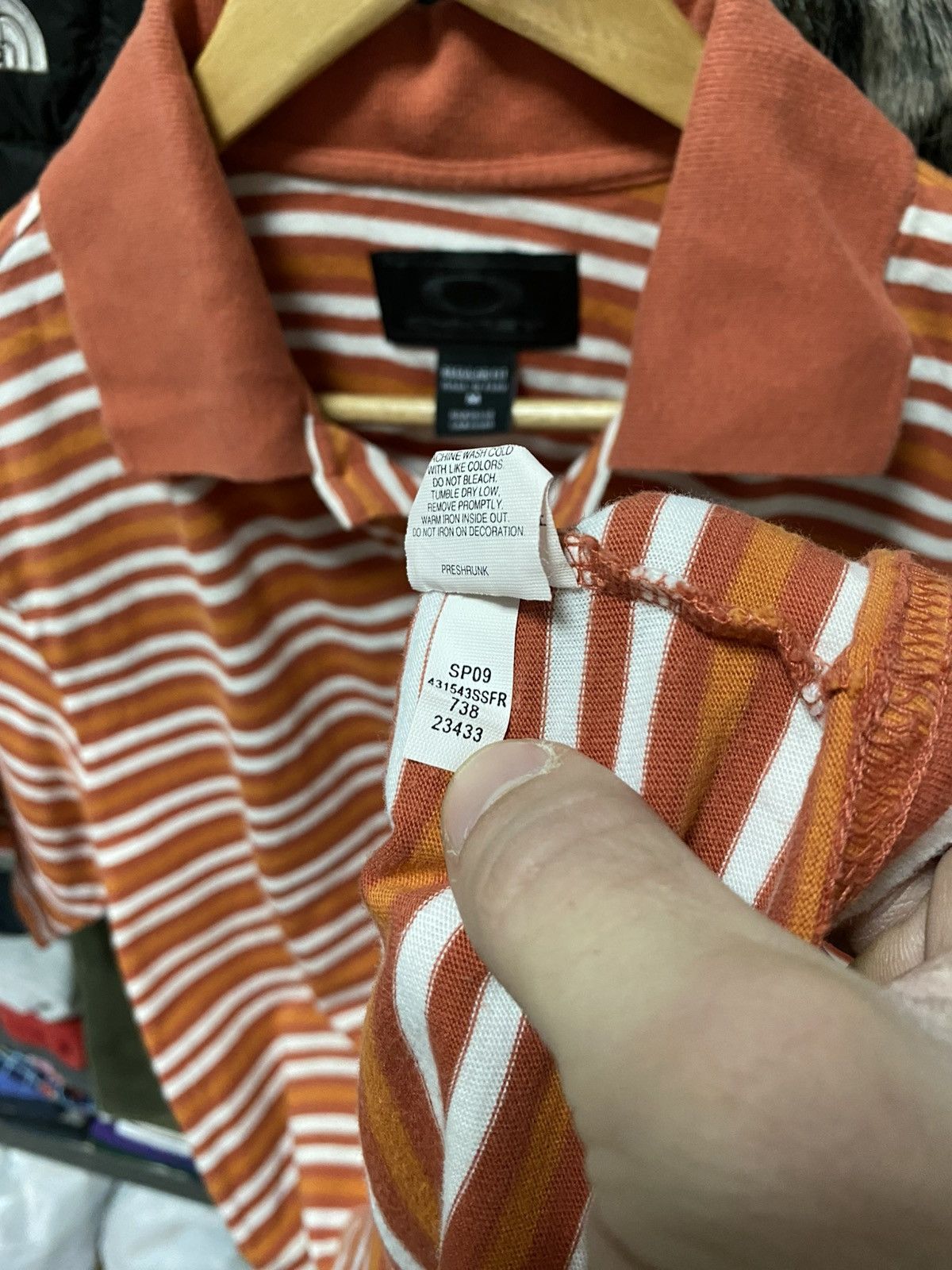 Oakley Vintage Oakley Polo T-shirt Mini Logo Striped tee y2k Size US M / EU 48-50 / 2 - 8 Thumbnail