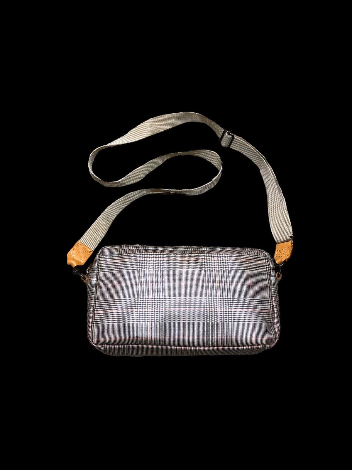 Issey Miyake × Tsumori Chisato TSUMORI CHISATO CARRY SLINGBAG/CROSSBODY BAG Size ONE SIZE - 1 Thumbnail