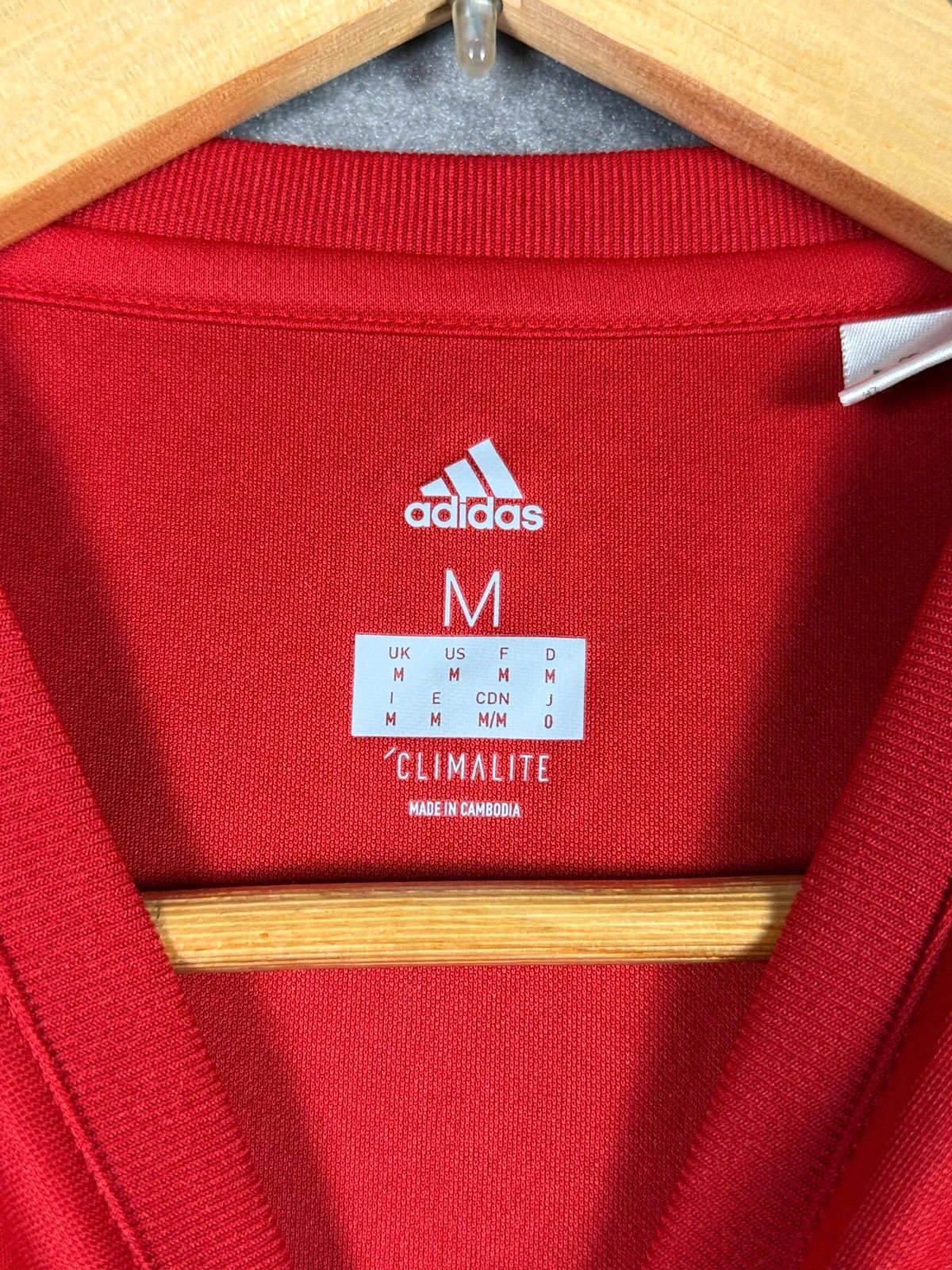 Adidas Adidas Bayern Munich Training Sleeveless Shirt Size US M / EU 48-50 / 2 - 7 Thumbnail