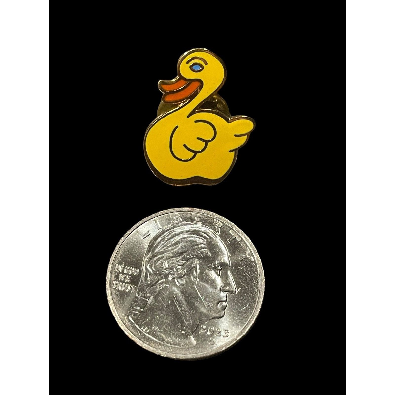 Jewelry × Vintage Vintage Gold Tone Blue Eye Yellow Duck Cute Lapel Pin Size ONE SIZE - 4 Thumbnail