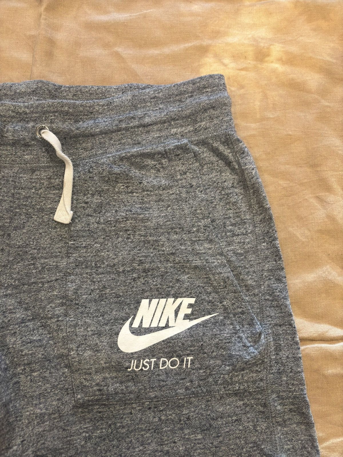 Nike Nike sweatpants.mg-19 Size US 29 - 3 Thumbnail