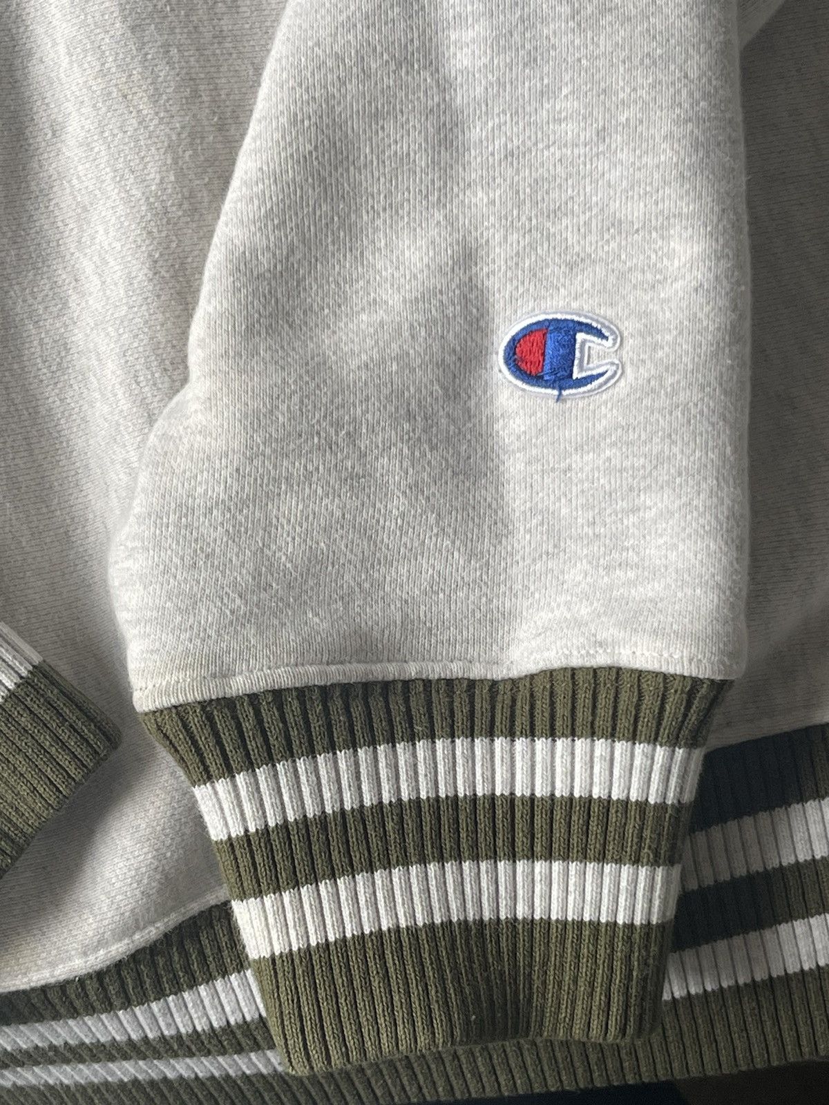 Champion Vintage Champion Crew neck Size US L / EU 52-54 / 3 - 3 Thumbnail