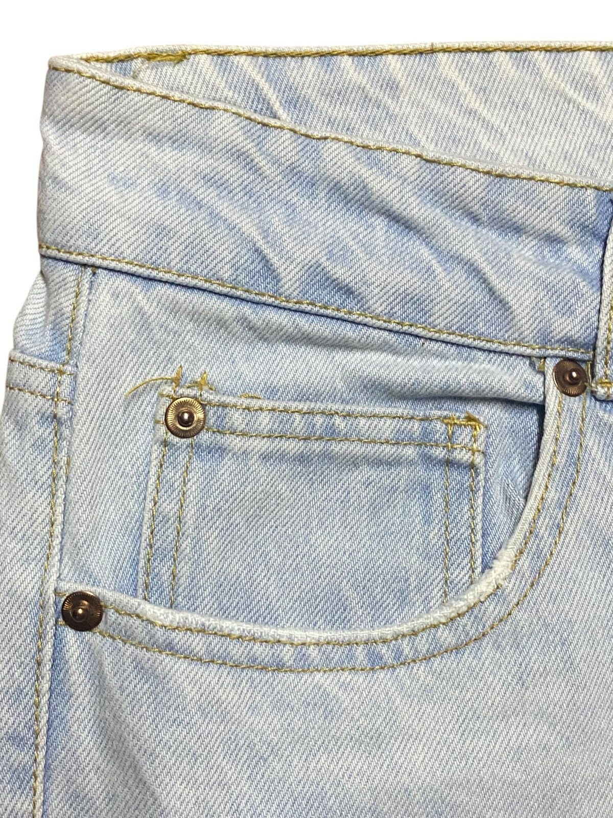 Balmain × H&M Vintage H&M Light Wash Super Wide Leg Jeans Size US 33 - 9 Thumbnail