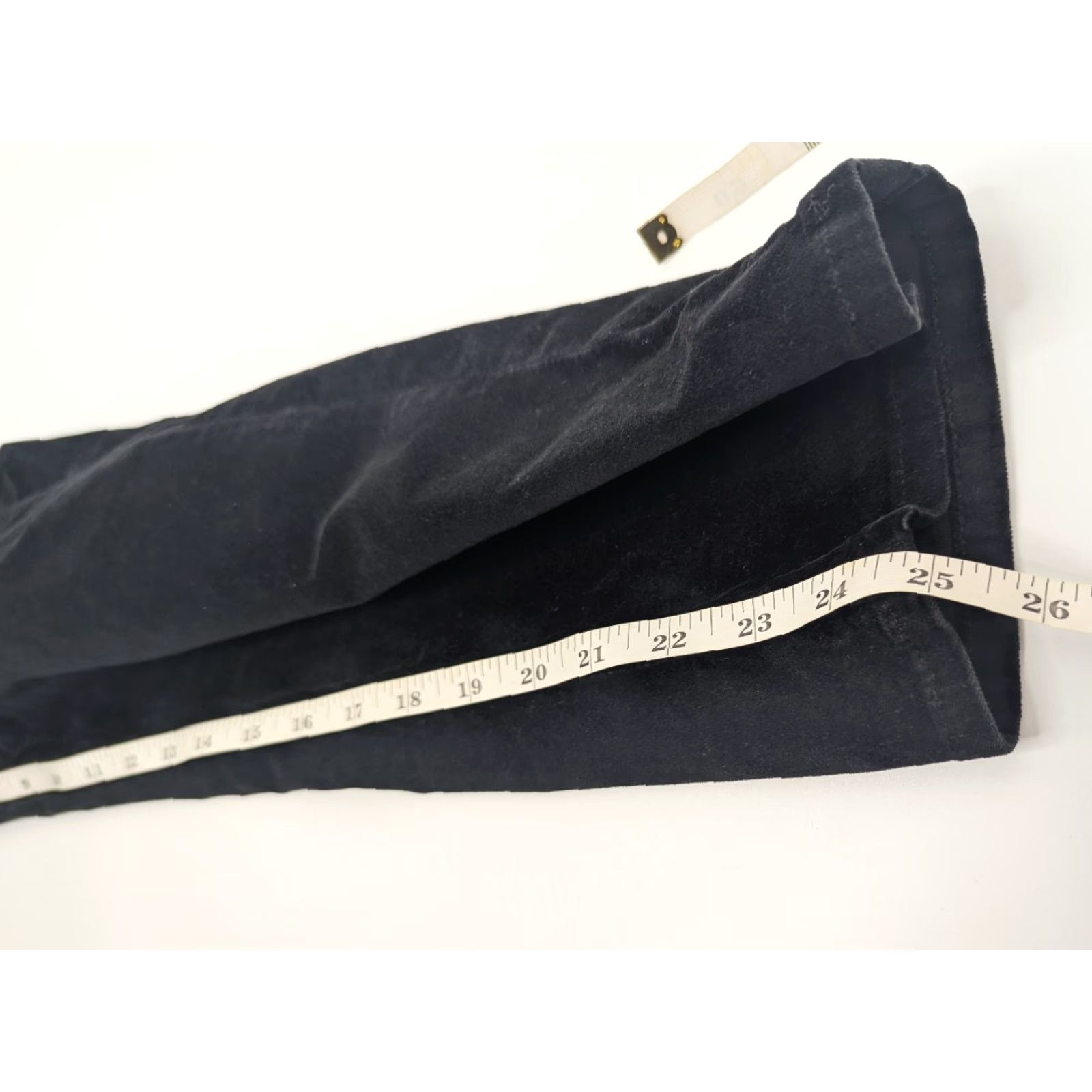 Allsaints VINTAGE AllSaints Jeans 25 Black Velvet Cropped 90s Y2K 2000s Womens Premium Fit Regular Cropped Velvet Jeans Size 42" / US 20 - 6 Thumbnail