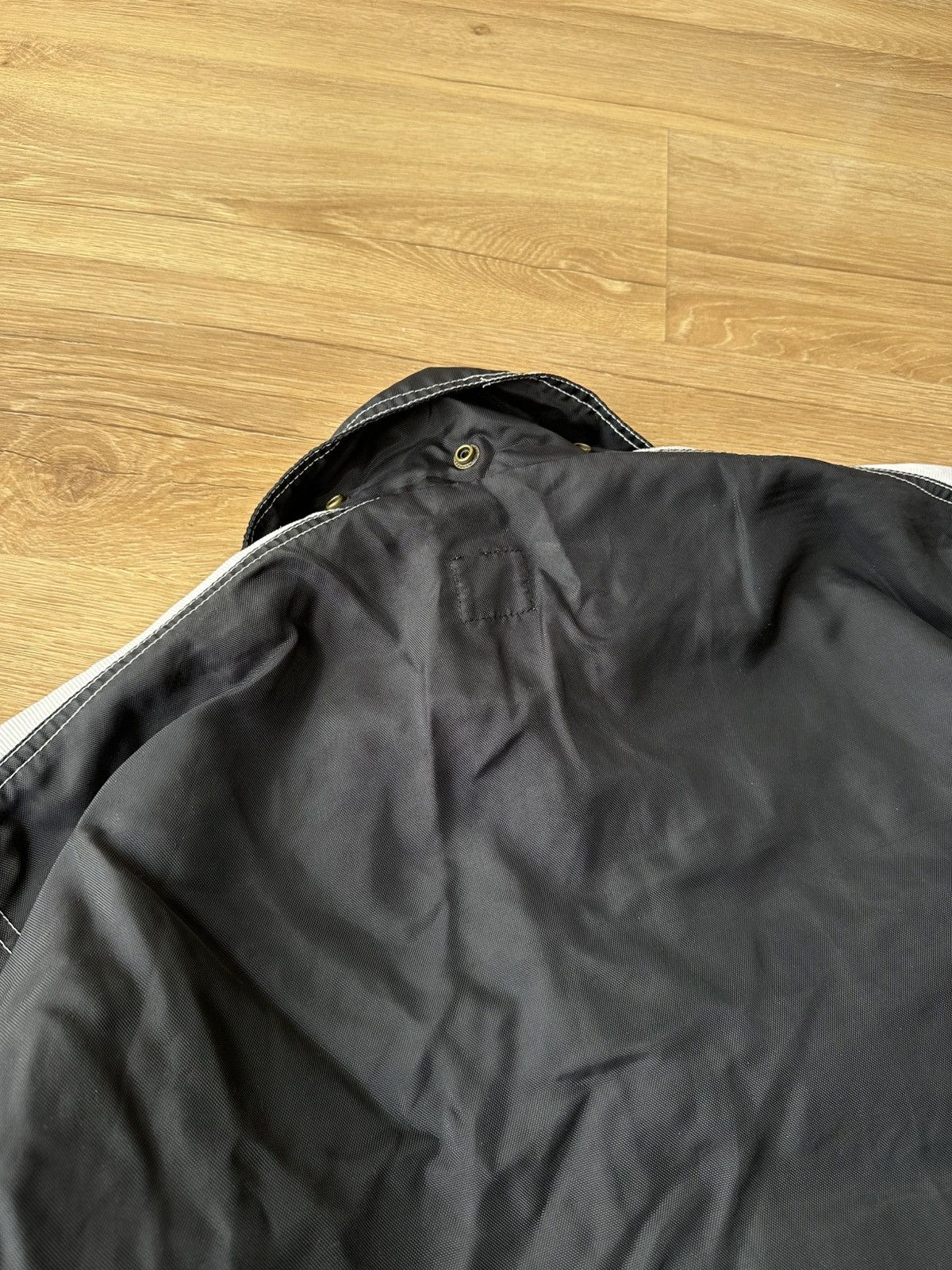 Puma Vintage Puma y2k 90s Nylon Button Coach Jacket Size US S / EU 44-46 / 1 - 21 Thumbnail