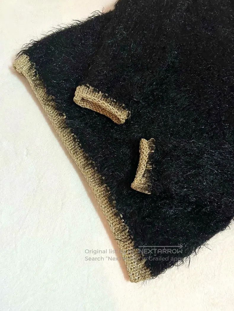 Comme des Garcons Comme Des Garcons size one-size-fits-all Gold Trim Furry C Size S / US 4 / IT 40 - 5 Thumbnail