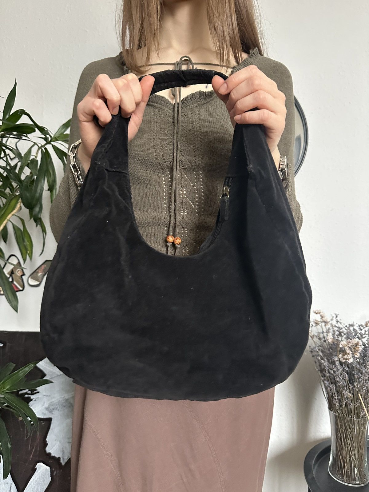 Vintage Vintage Black Cowgirl Corduroy Studs Baguette Purse Size ONE SIZE - 5 Thumbnail