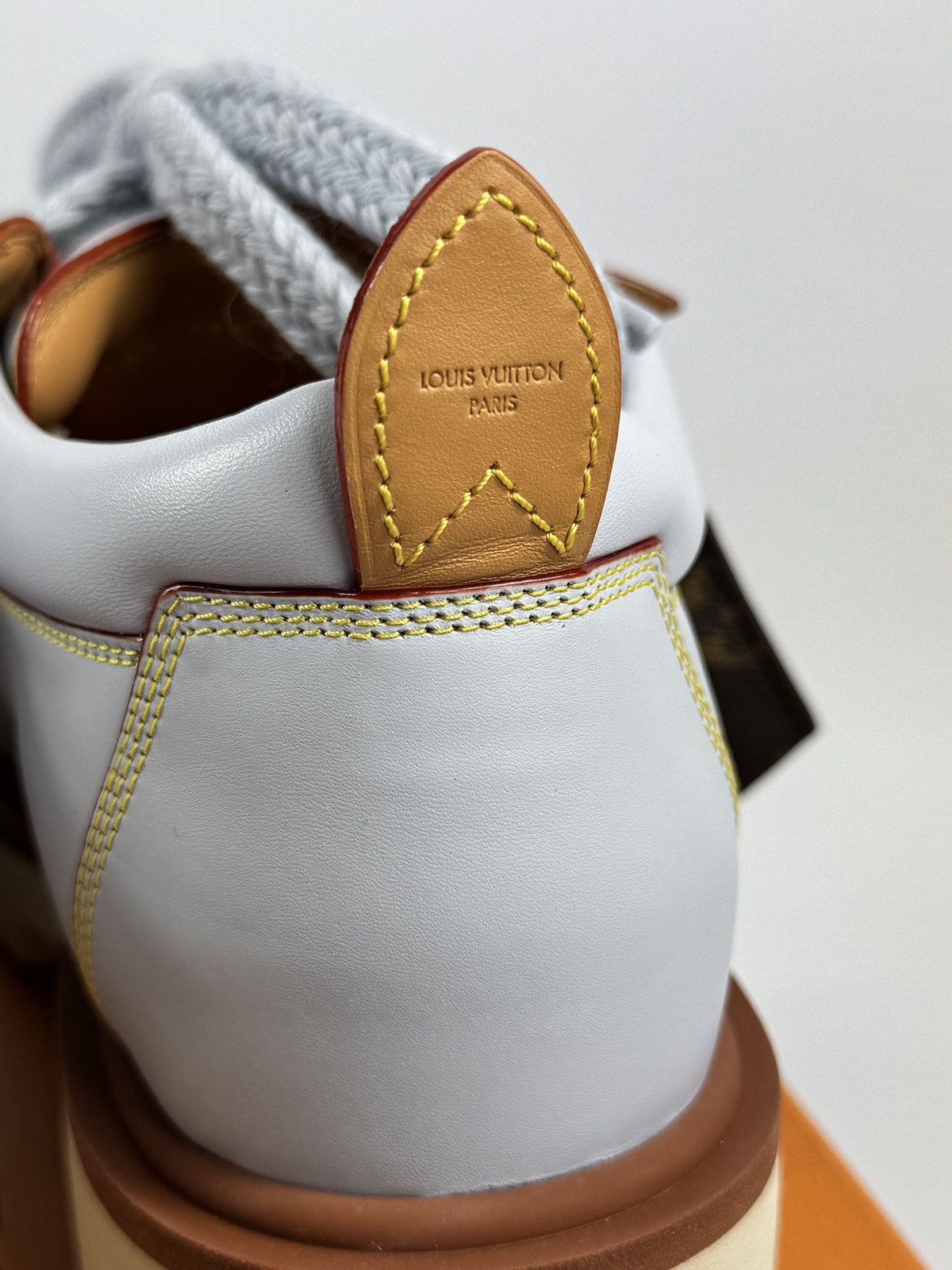 Louis Vuitton LV REMIX DERBIES 1AIJ93 SIZE: LV8 fits US10 Size US 8 / EU 41 - 6 Thumbnail