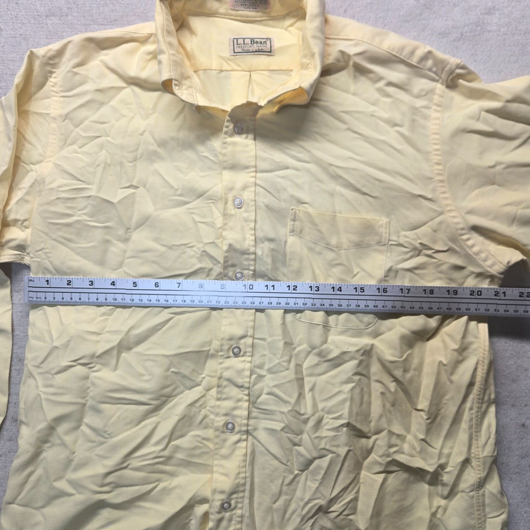Vintage LL Bean Button-Up Shirt Solid Yellow Long Sleeve Adult Mens 16.5 34 Clothing Shirt Business Mens LL Bean Yellow 16.5 34 Size US XL / EU 56 / 4 - 4 Thumbnail