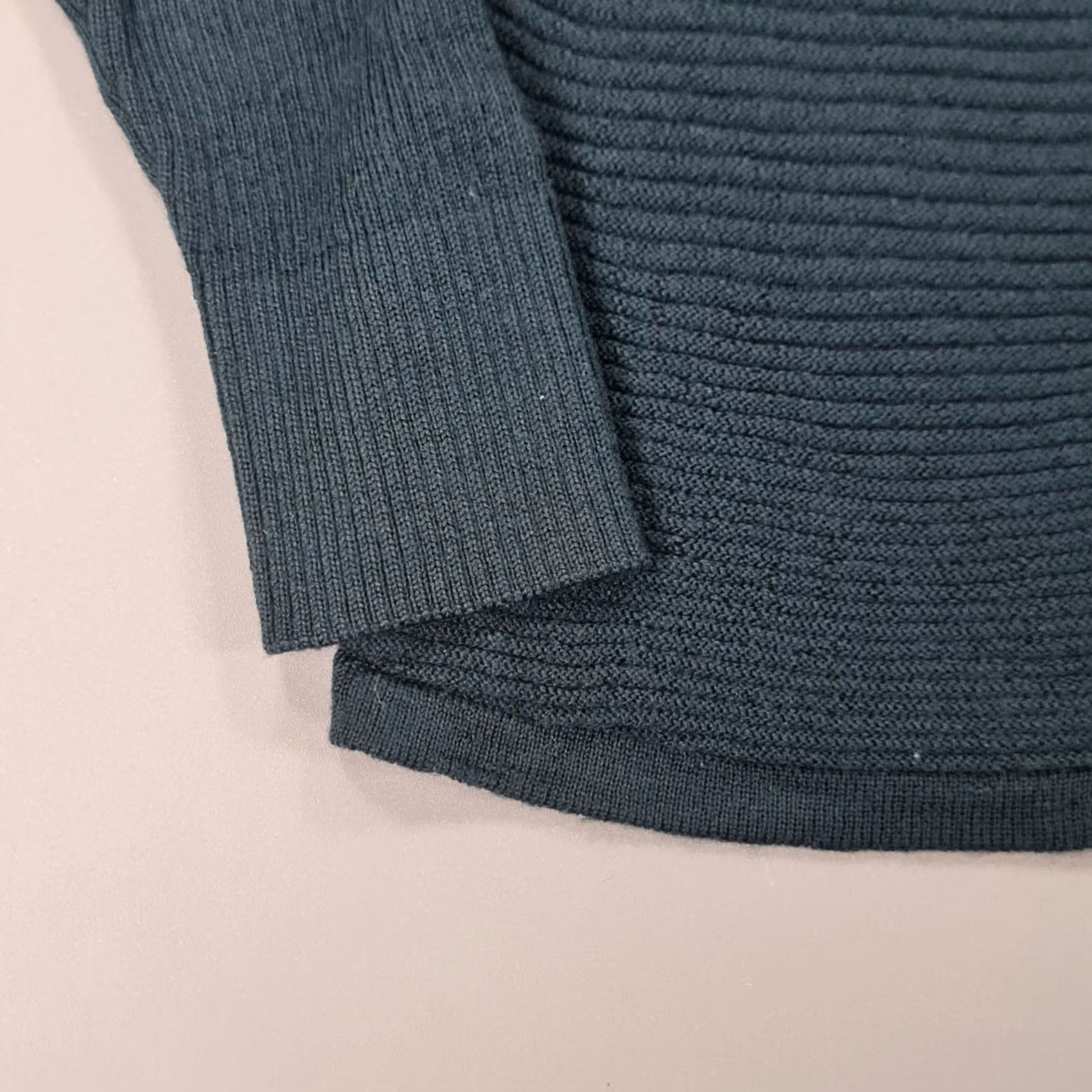 Vintage Tahari Womens Jumper Green Large Merino Wool Knit Pullover Long Sleeve Boat Neck Casual Womens Luxury City Designer" Size L / US 10 / IT 46 - 4 Thumbnail