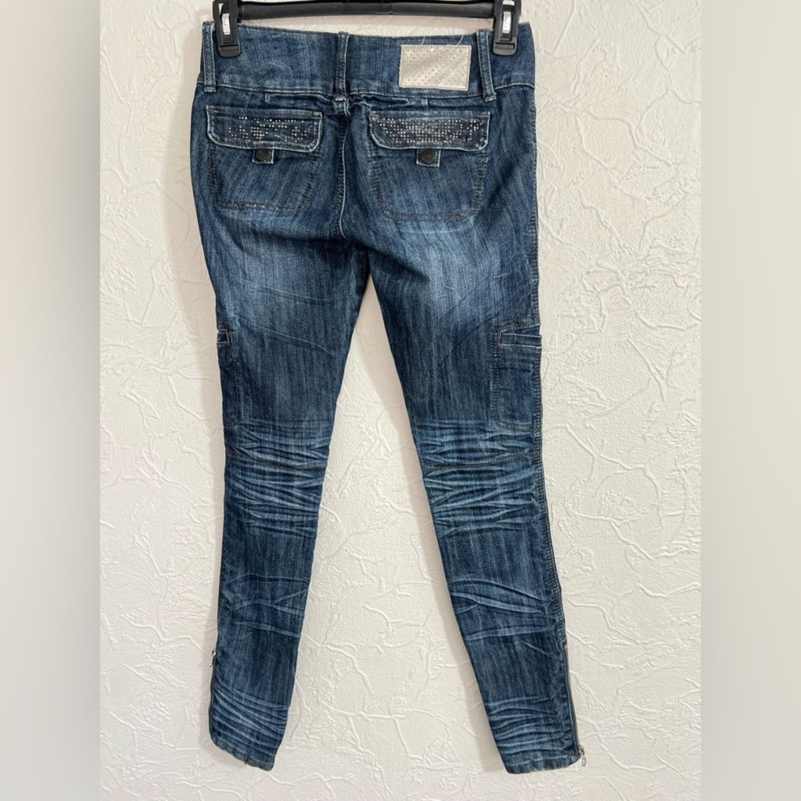 Almost Famous Almost Famous Y2K Low Rise Skinny Destroyed Jean Women’s Jr Size 30" / US 8 / IT 44 - 2 Thumbnail