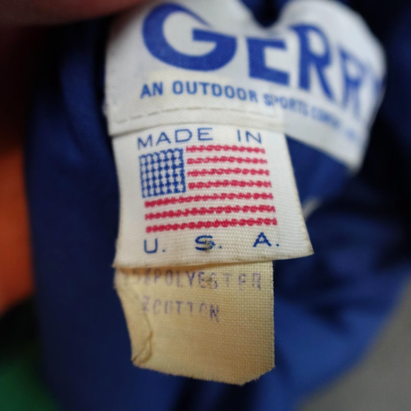 Vintage VINTAGE Gerry Vest Mens Medium Blue Reversible Puffer Made USA Style 6412 Size US M / EU 48-50 / 2 - 5 Thumbnail