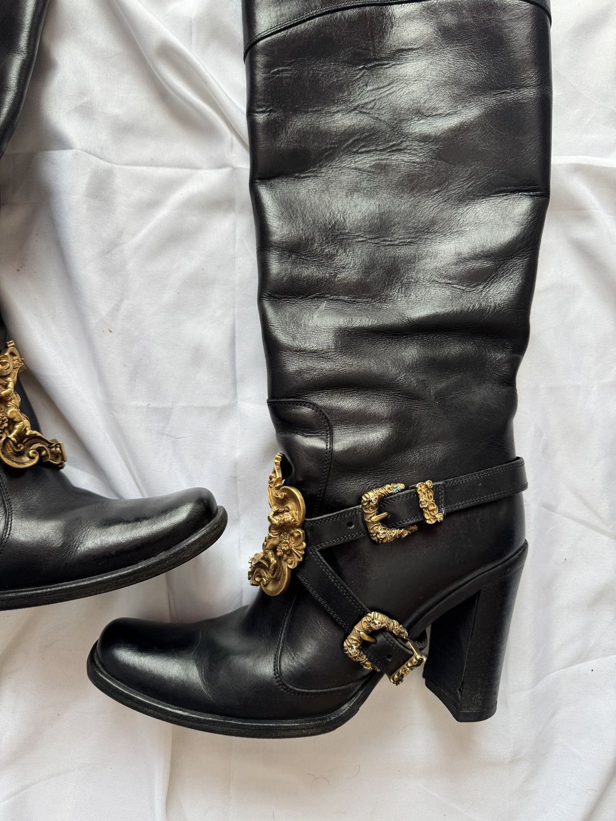Dolce & Gabbana Dolce & Gabbana Black Leather Flower Embellished Knee Boots Size US 6 / IT 36 - 6 Thumbnail