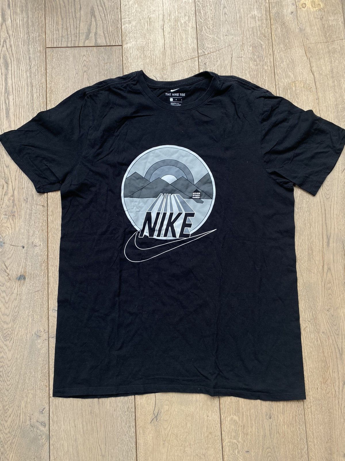 Dover Street Market Nike Nike DSM 15th anniversary mountain T shirt Large Grailed