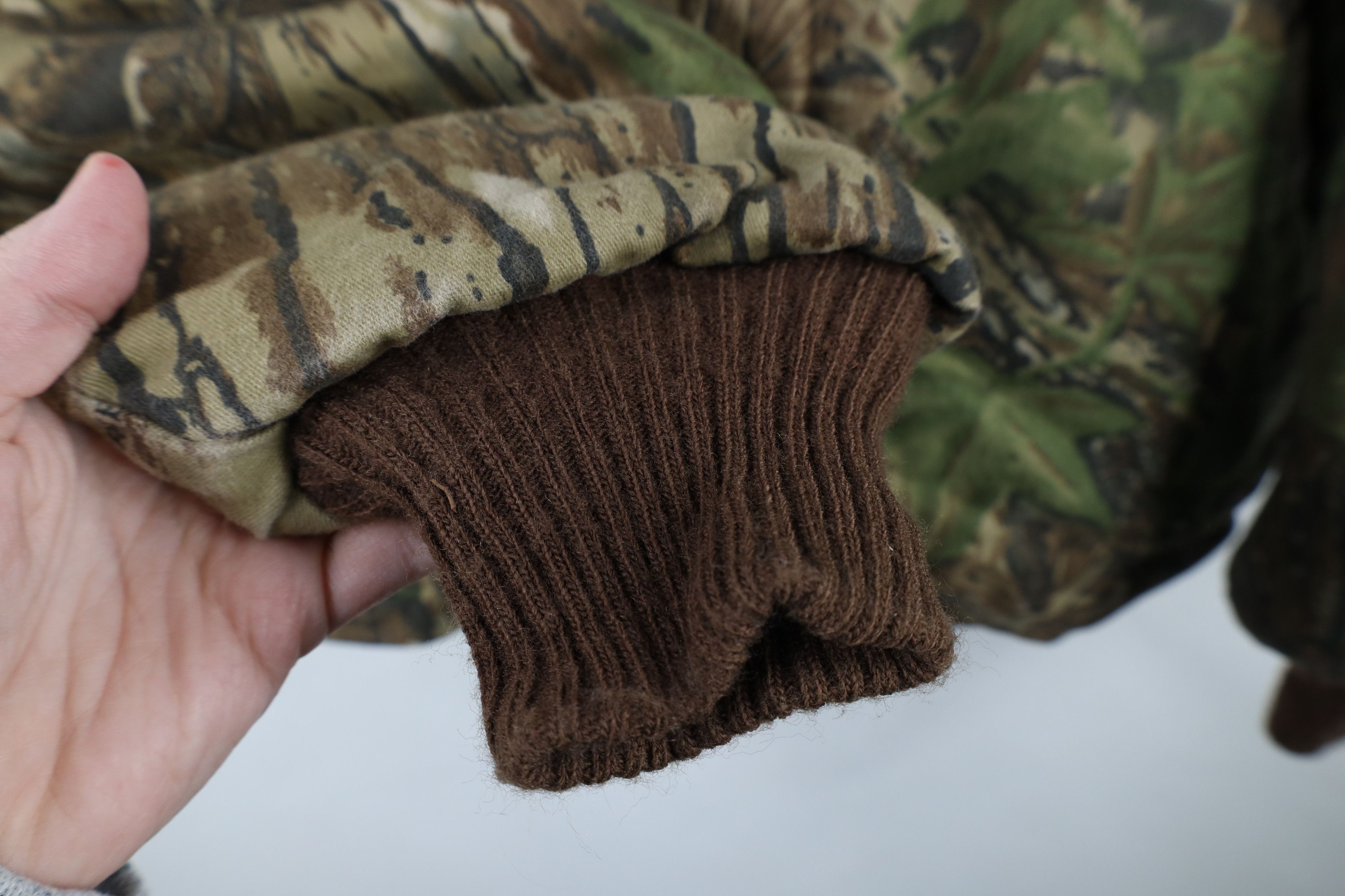 Vintage × Walls Vintage 90s Walls Realtree Camouflage Bomber Jacket USA Size US XL / EU 56 / 4 - 6 Thumbnail