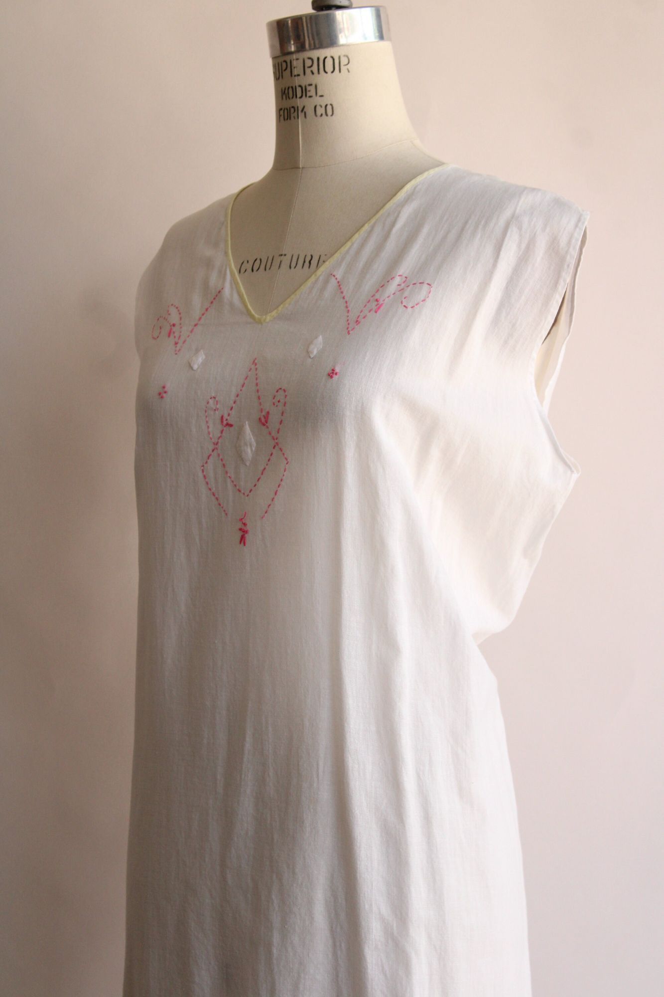 Vintage Vintage 1910s 1920s Nightgown, Volup Size Antique White Cott Size ONE SIZE - 8 Thumbnail