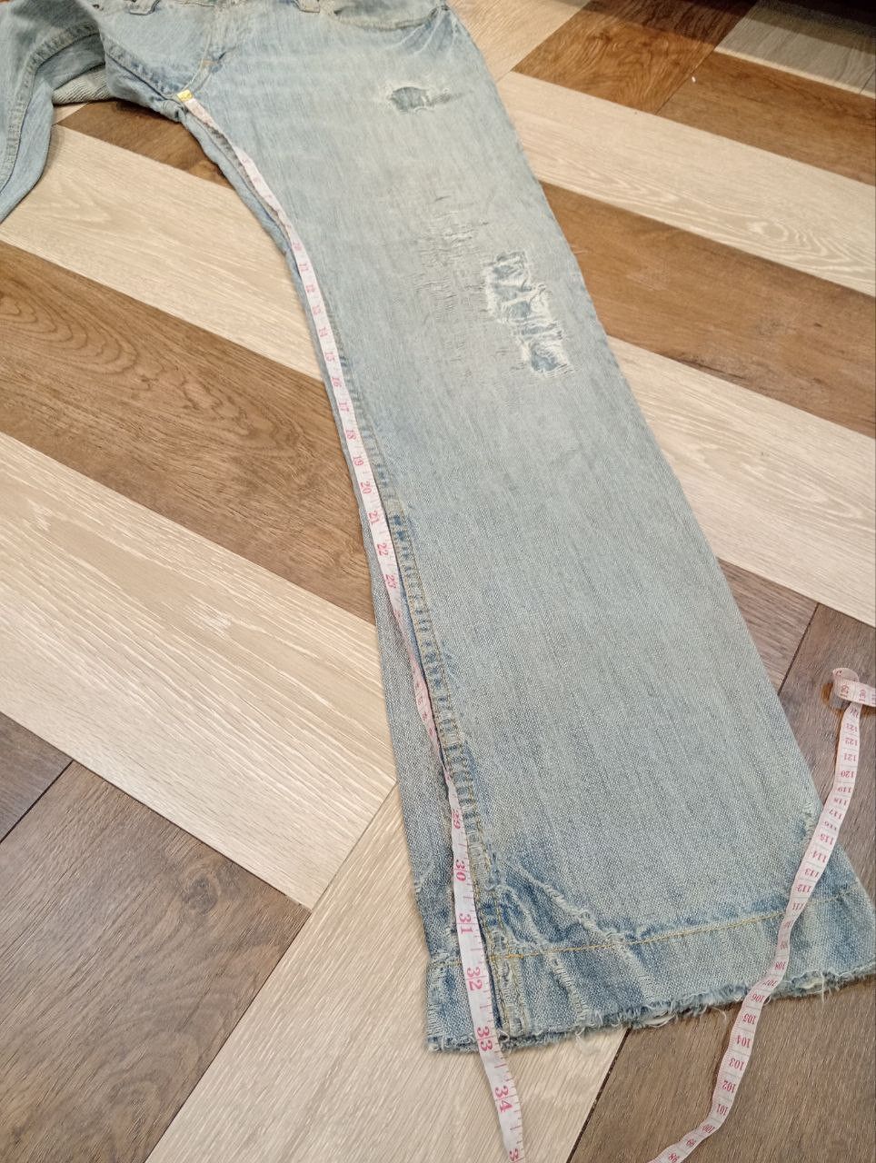 JUN MEN JAPANESE JUNMEN DISTRESSED JEANS - SIZE L Size US 34 / EU 50 - 19 Thumbnail