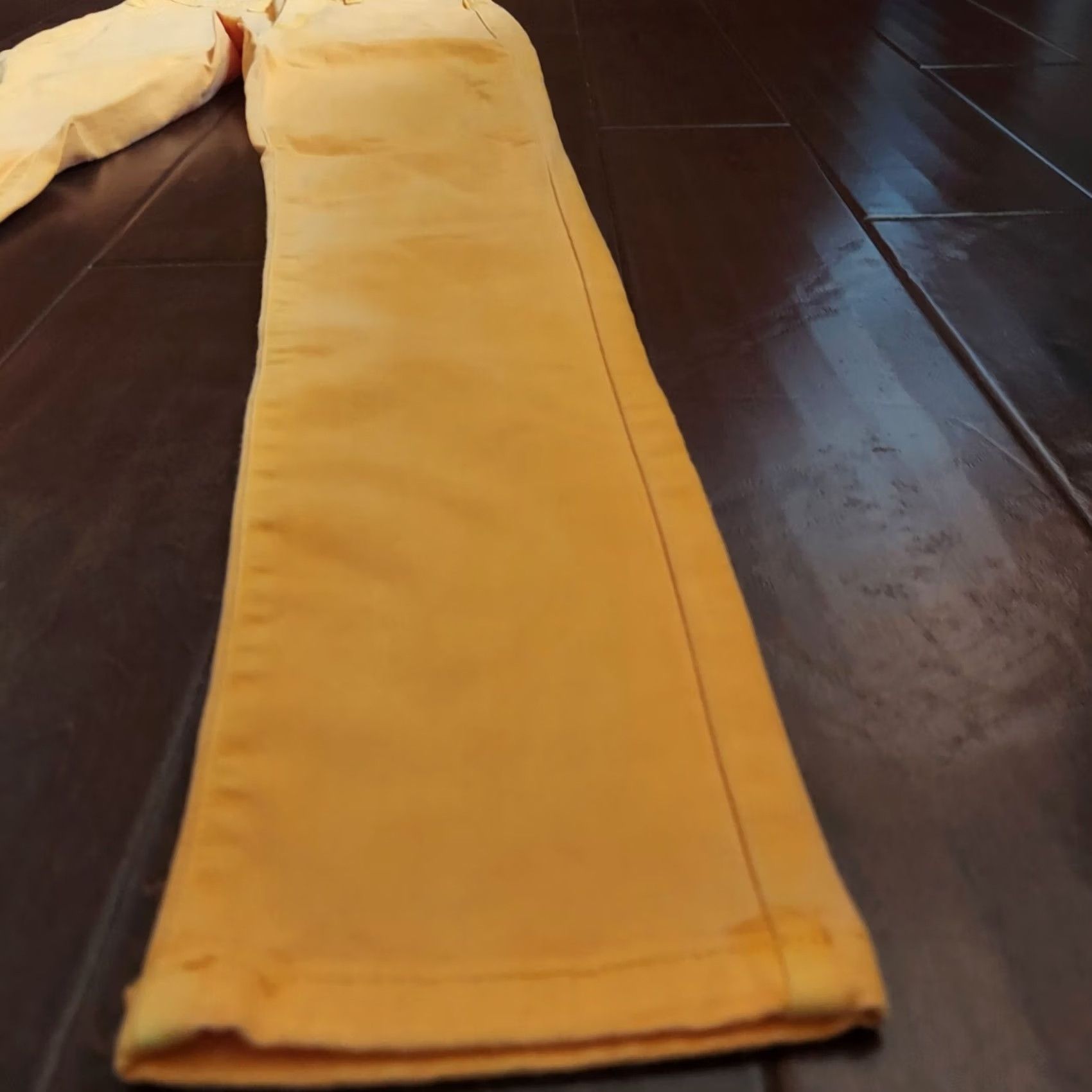 Fashion Nova Fashion Nova Jeans Women Size 7 Yellow Skinny Stretch Denim High Rise ZIP Button Solid College Juniors Womens Jeans Size 28" / US 6 / IT 42 - 7 Thumbnail